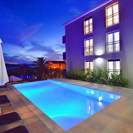 טרוגיר Apartments Villa Coratina מראה חיצוני תמונה
