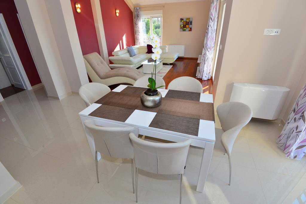 טרוגיר Apartments Villa Coratina מראה חיצוני תמונה